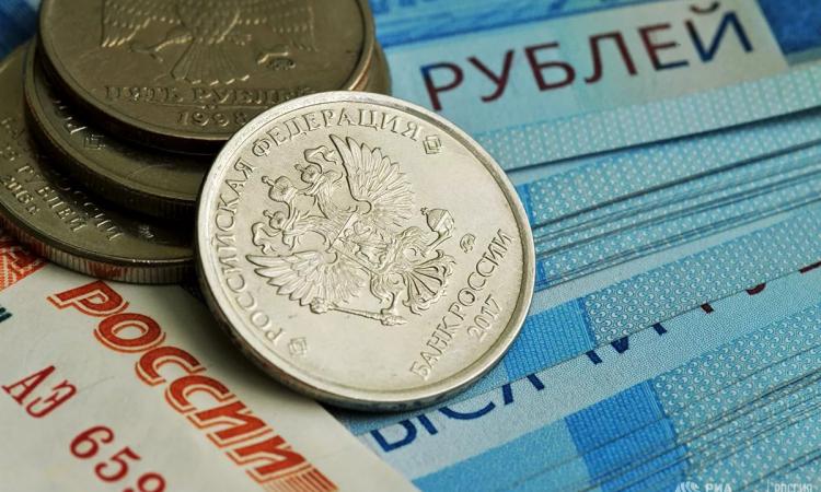 Рубль вошёл в top20 валют международных расчётов, по данным SWIFT